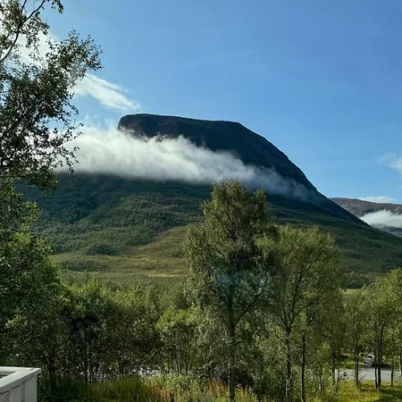 2 Bedroom Pet Friendly In *
