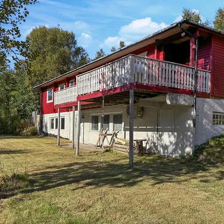2 Bedroom Pet Friendly In Apartment Oldervik